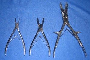 picture of bone cutting forceps