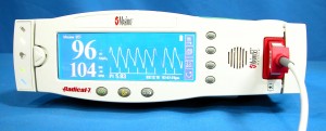 picture of Masimo Radical-7 Handheld Pulse Oximeter with Docking Station - Screen 1
